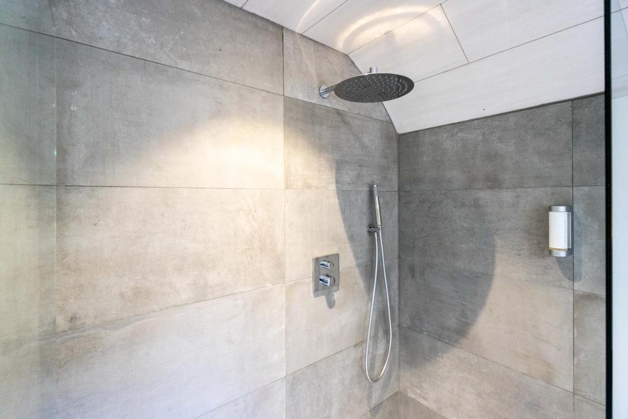 Bills Lodge, Le Plaisir De La Riviere A 2 Minutes Du Centre! 라로셰안알데네 외부 사진
